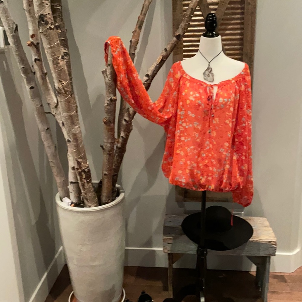 Jessica Simpson tunic